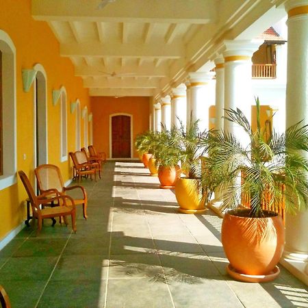 Palais De Mahe - A Cgh Earth Experience Hotel Puduccseri Kültér fotó