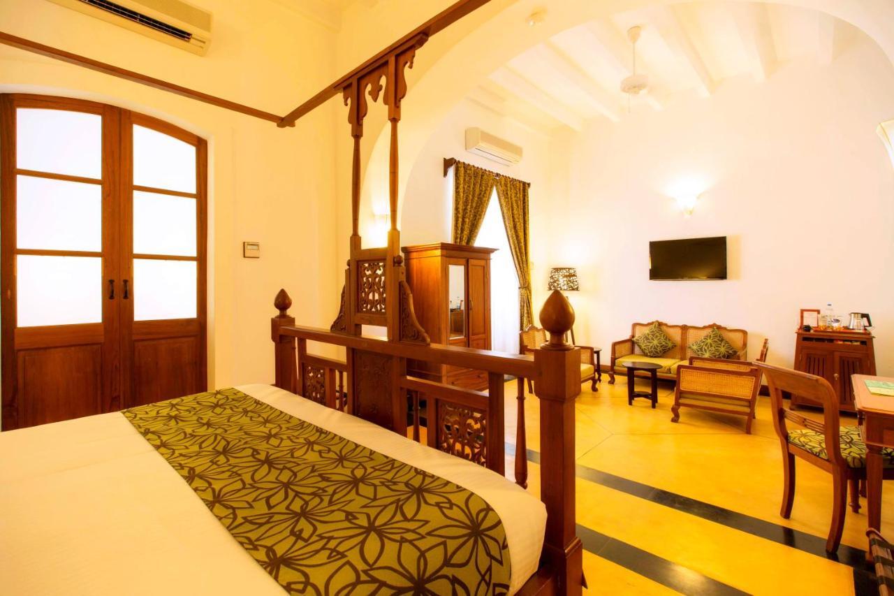 Palais De Mahe - A Cgh Earth Experience Hotel Puduccseri Kültér fotó